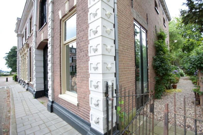 Huis met de Leeuwenkoppen room 4